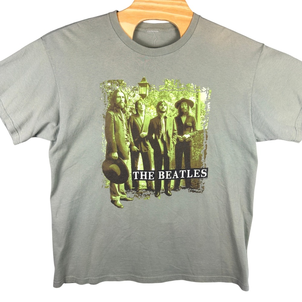 VINTAGE The Beatles T-Shirt Men Large Green 2002 Apple Corps Graphic Band Tee